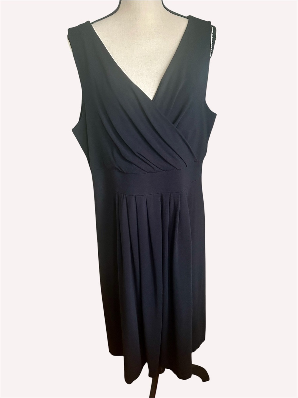 Lands' End Dress Black Classic Fit and Flare Vneck Sleeveless size 1X